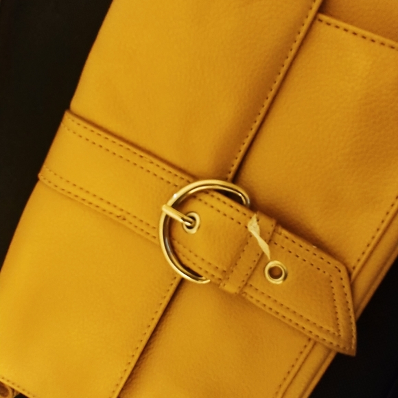 Emillie M. Gold/Copper Toned Metallic Handbag - Picture 2 of 4